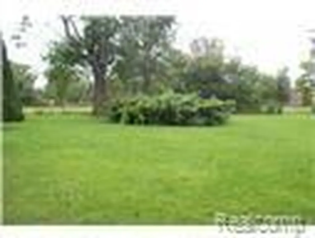2761 Vermont Detroit City MI 48216