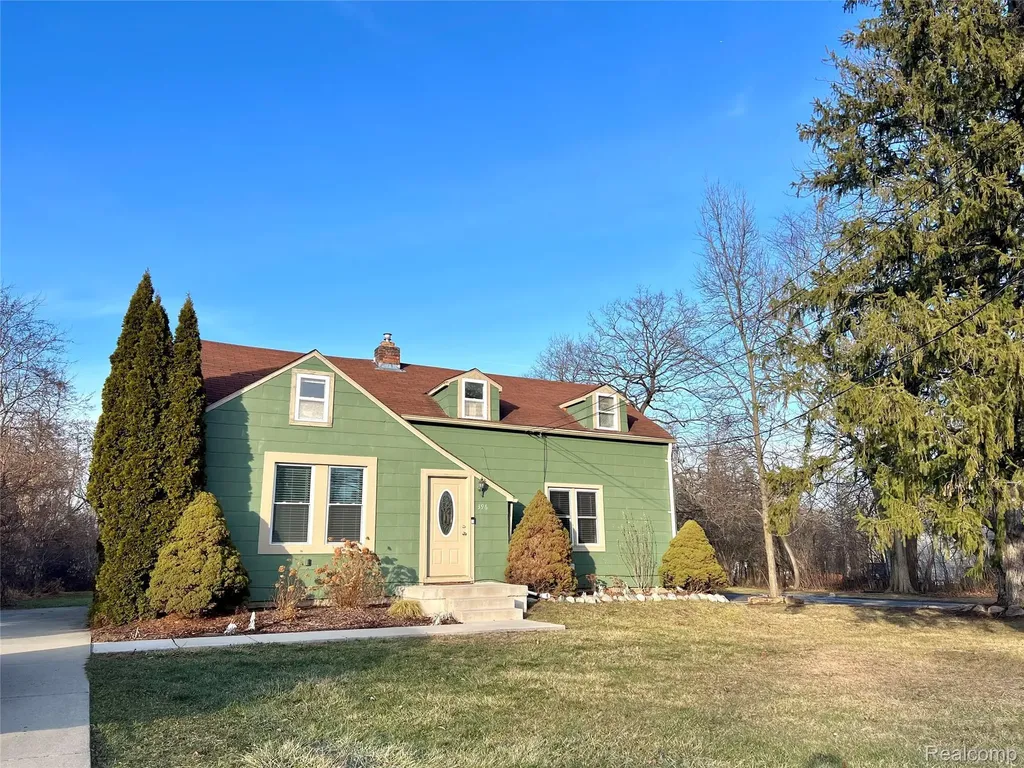 396 South Boulevard W Rochester Hills City MI 48307