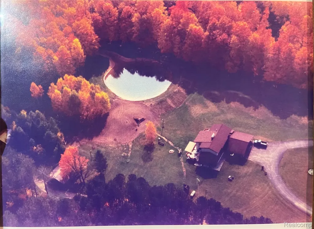 21805 S Wilwin Road Trout Lake Township MI 49793