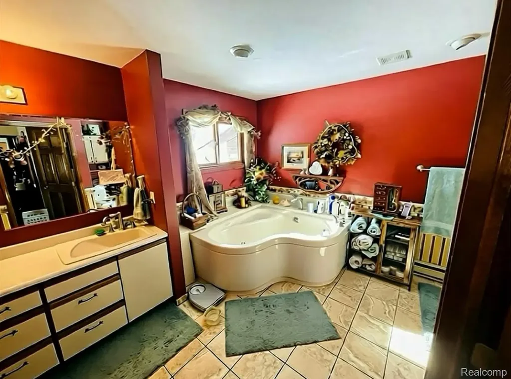 21805 S Wilwin Road Trout Lake Township MI 49793