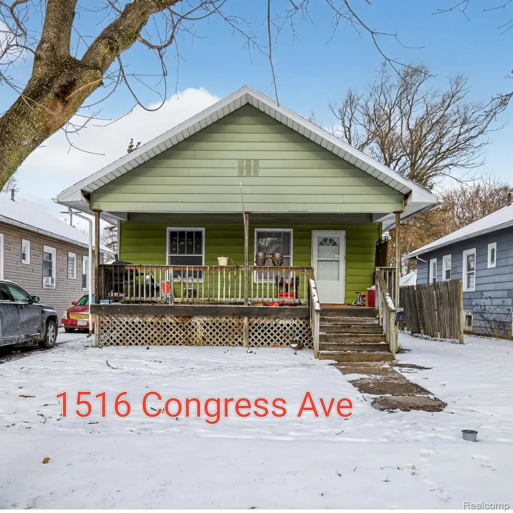 1516 Congress Avenue Saginaw City MI 48602