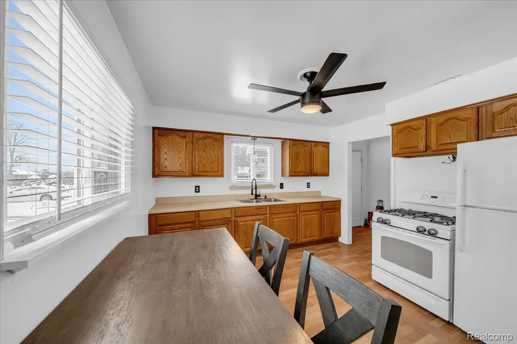 5151 Brobeck Street Flint Charter Township MI 48532