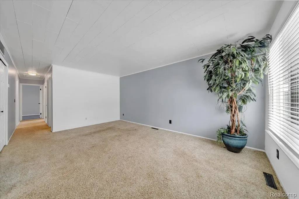 5151 Brobeck Street Flint Charter Township MI 48532