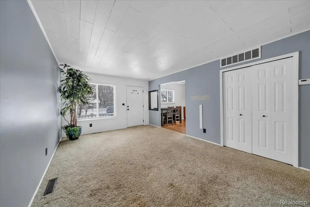 5151 Brobeck Street Flint Charter Township MI 48532