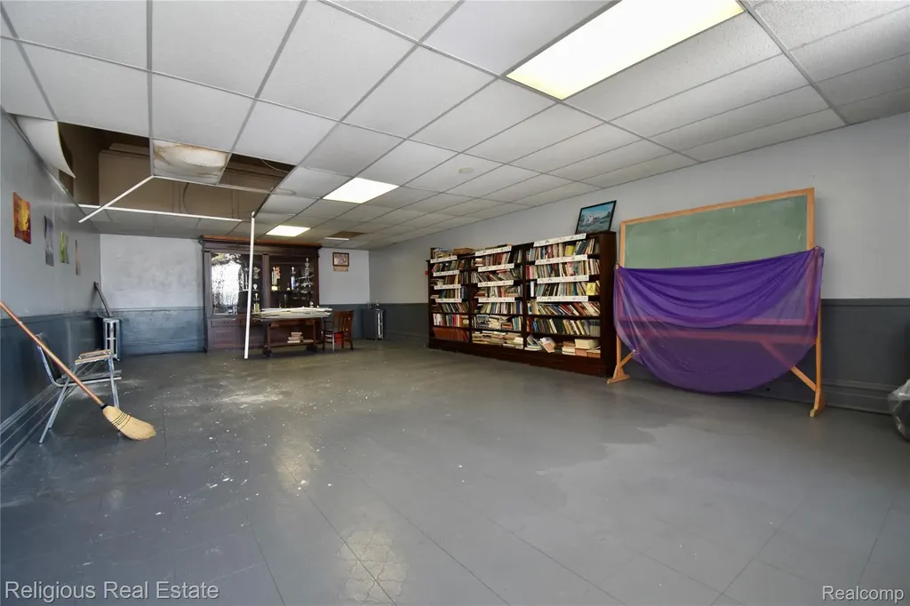 5646 Lawton Street Detroit City MI 48208