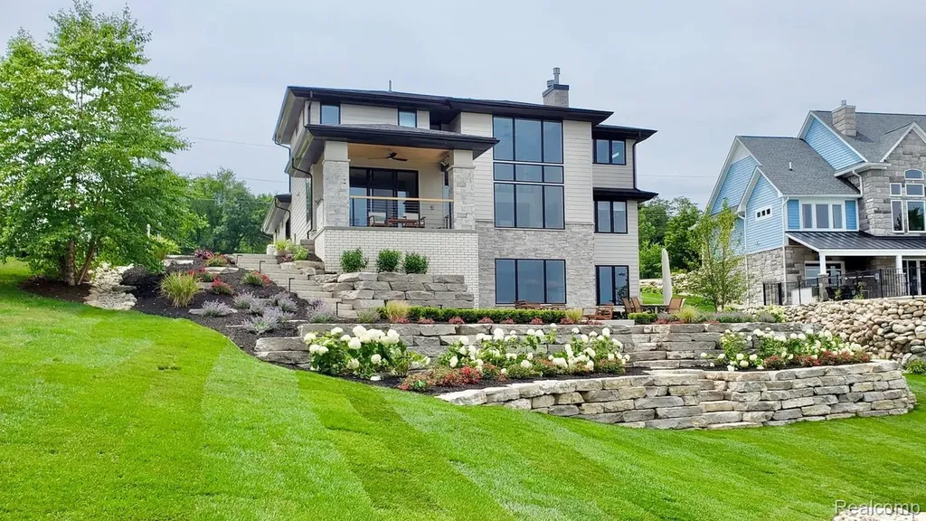 7020 Driftwood Drive Deerfield Township MI 48430