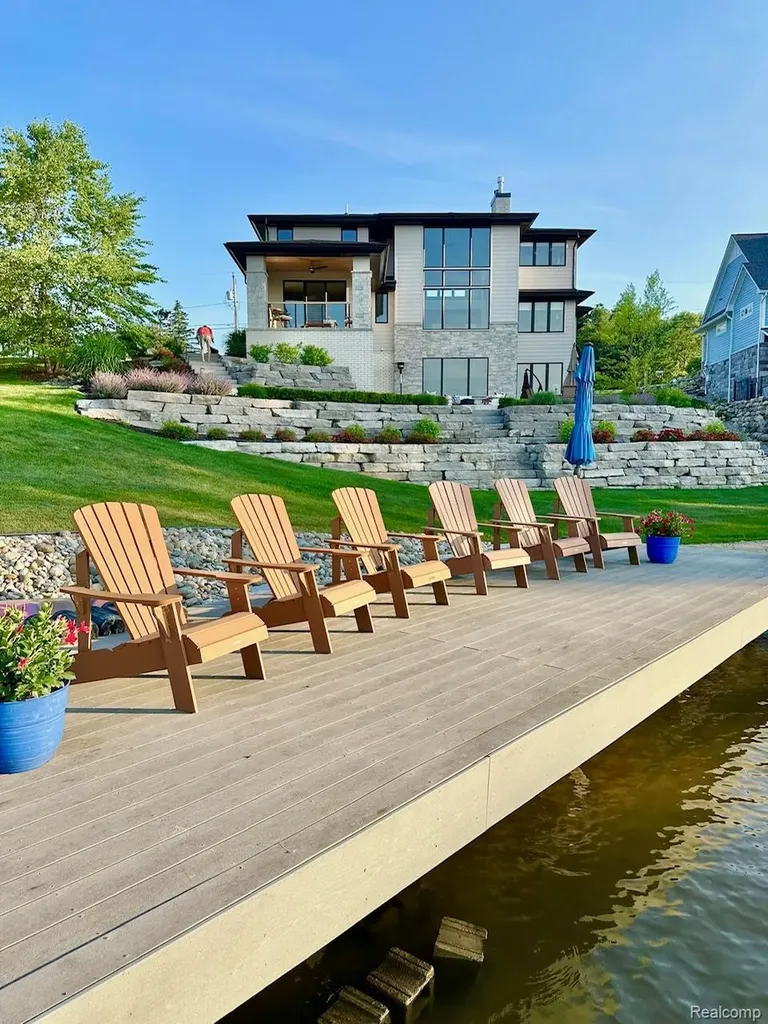 7020 Driftwood Drive Deerfield Township MI 48430