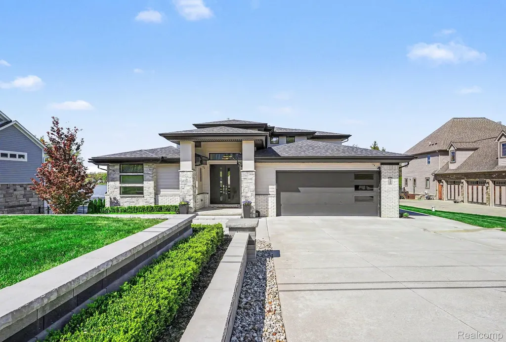 7020 Driftwood Drive Deerfield Township MI 48430
