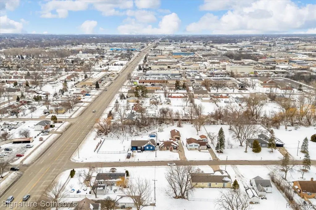 2983 Dashwood Drive Troy City MI 48083