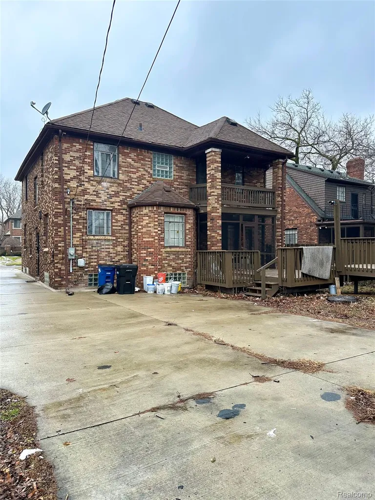 17320 Fairfield Street Detroit City MI 48221