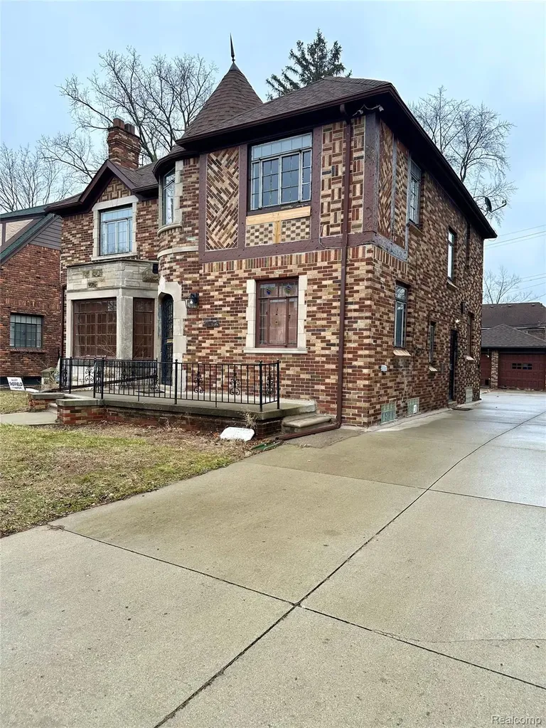 17320 Fairfield Street Detroit City MI 48221