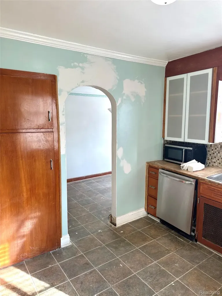 17320 Fairfield Street Detroit City MI 48221