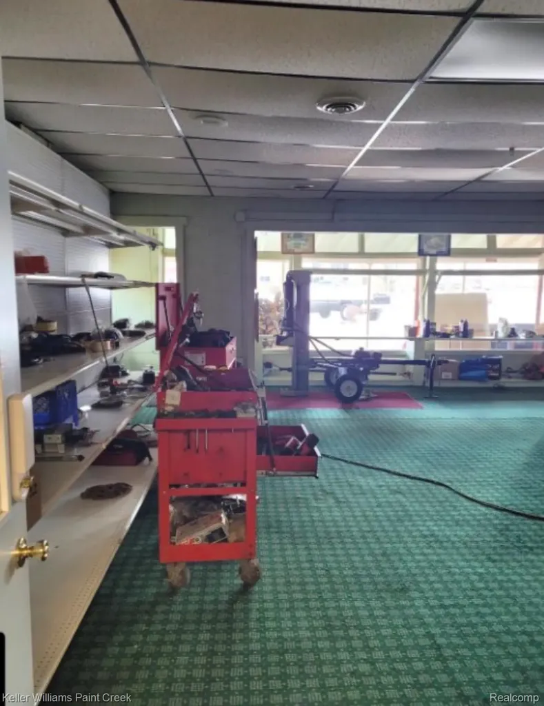 26346 W 7 Mile Road Redford Charter Township MI 48240