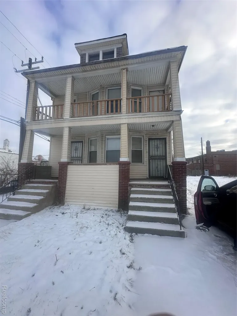 15114 Holmur Street Detroit City MI 48238