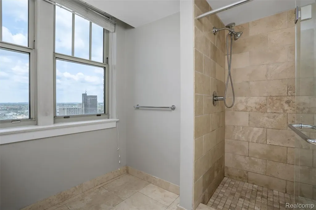 525 W Lafayette Boulevard Detroit City MI 48226
