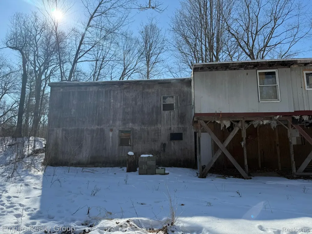 660 Fitchburg Road Bunker Hill Township MI 49285