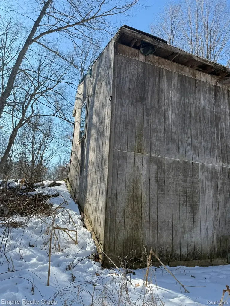 660 Fitchburg Road Bunker Hill Township MI 49285