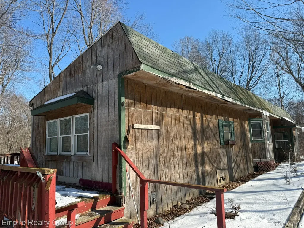 660 Fitchburg Road Bunker Hill Township MI 49285