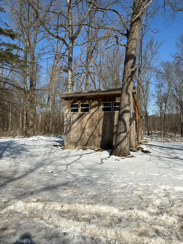 660 Fitchburg Road Bunker Hill Township MI 49285