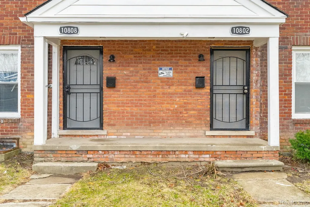 10802 And 10808 Nottingham Road Detroit City MI 48224