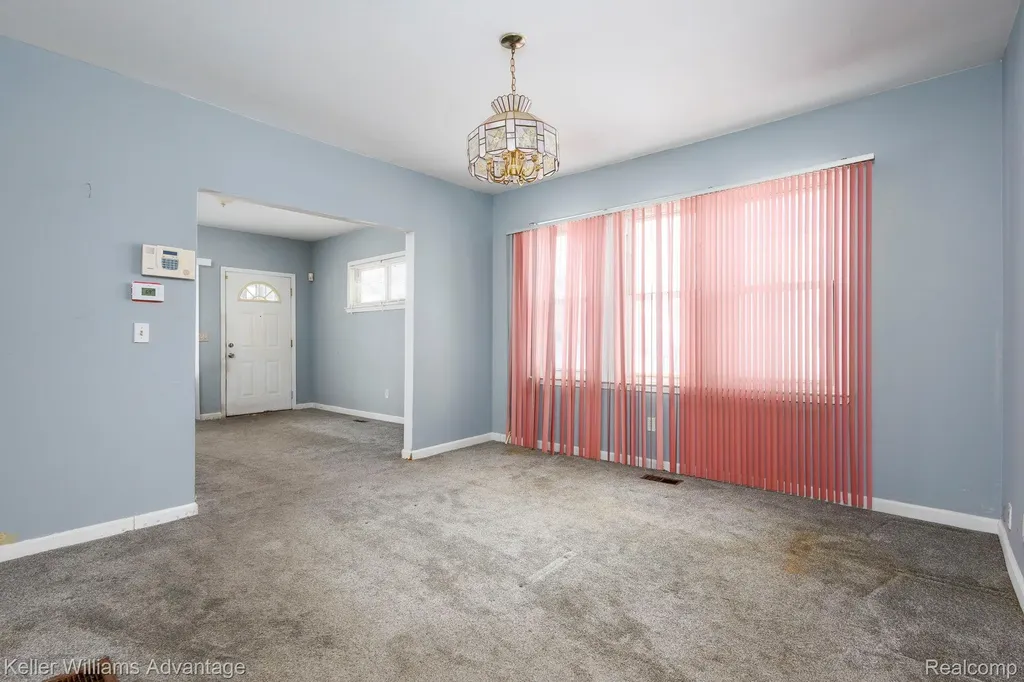 11727 Dyar Street Hamtramck City MI 48212