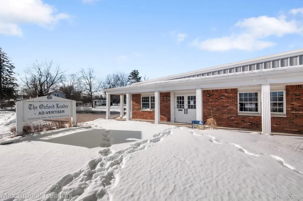 666 S Lapeer Road Oxford Charter Township MI 48371
