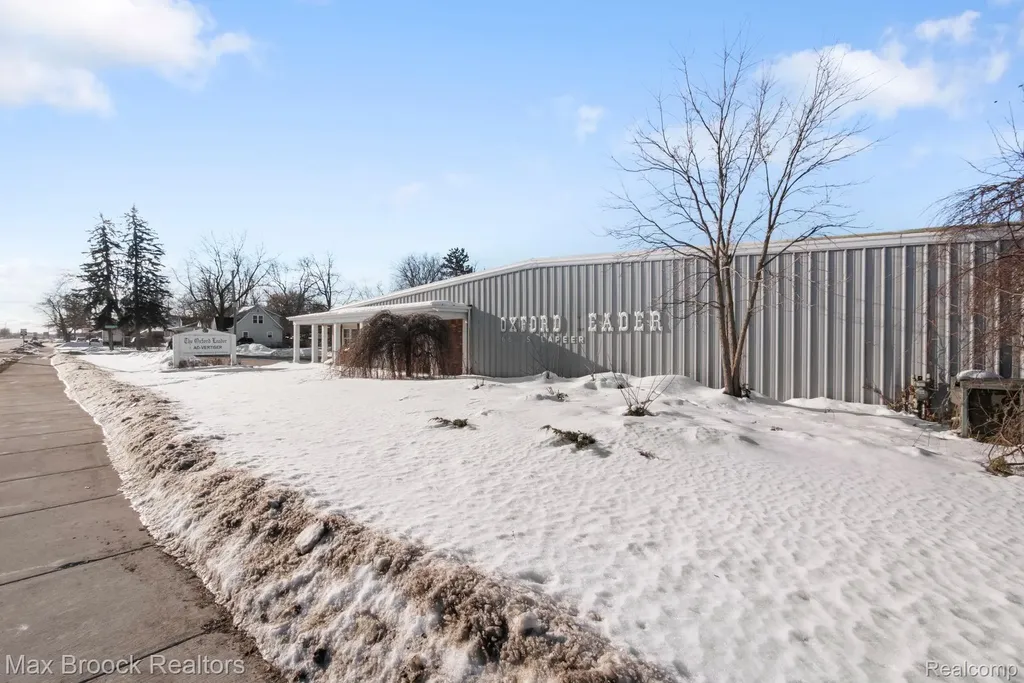 666 S Lapeer Road Oxford Charter Township MI 48371