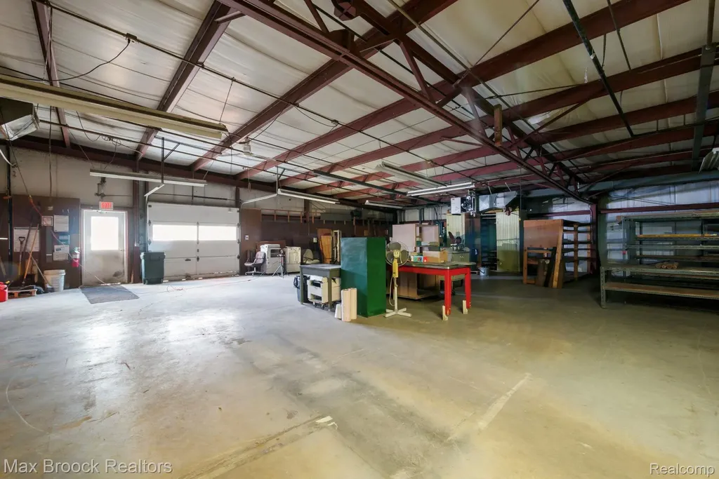 666 S Lapeer Road Oxford Charter Township MI 48371