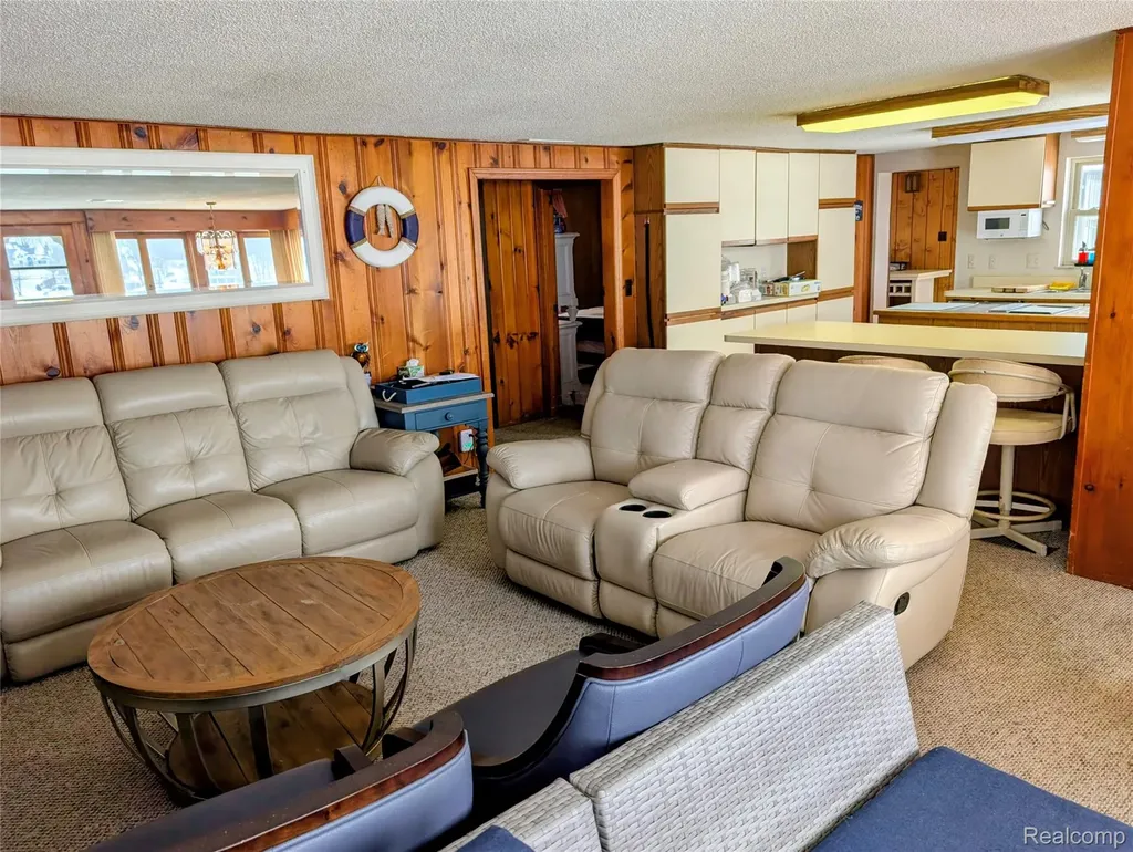 8461 Woodland Shore Drive Brighton Township MI 48114