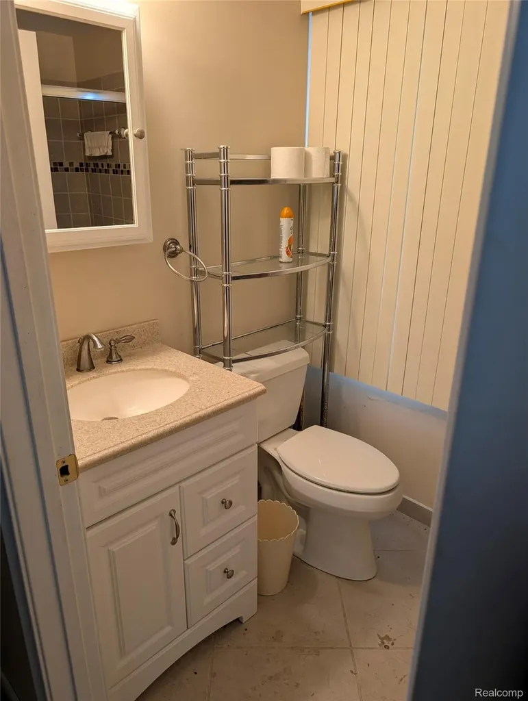 8461 Woodland Shore Drive Brighton Township MI 48114