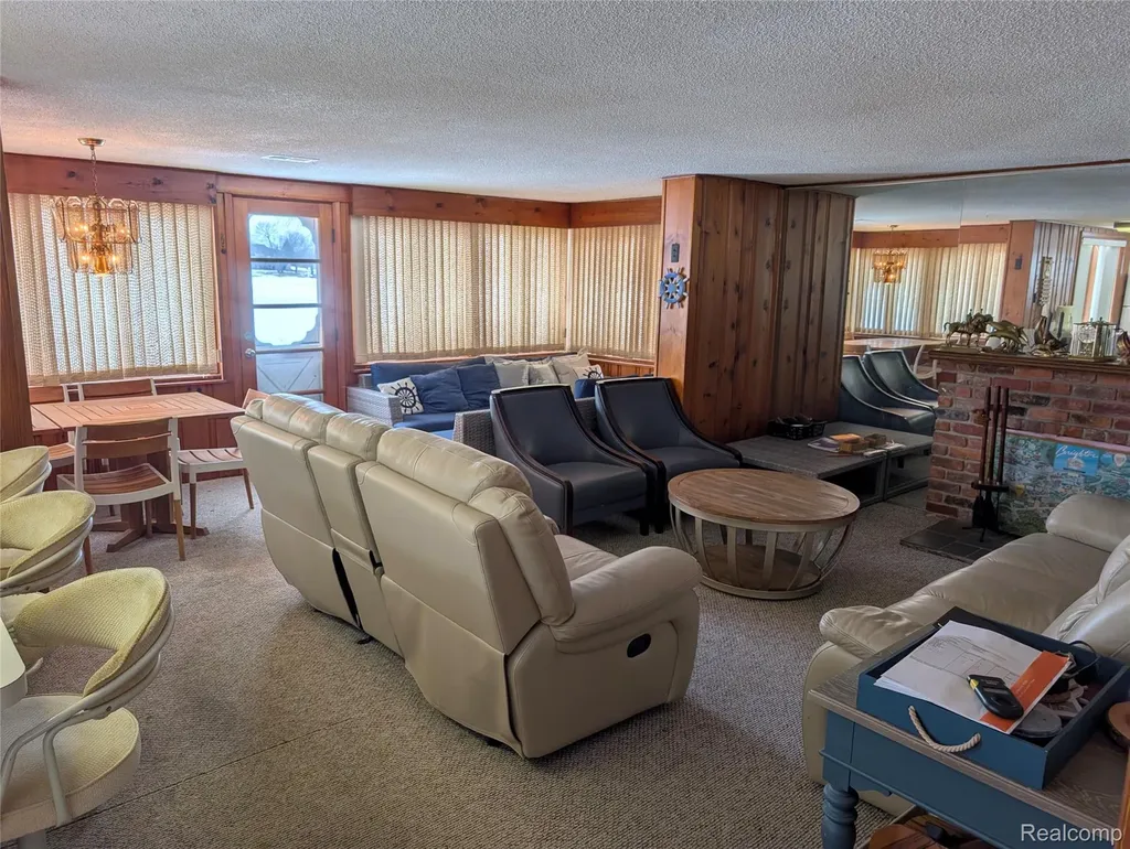8461 Woodland Shore Drive Brighton Township MI 48114