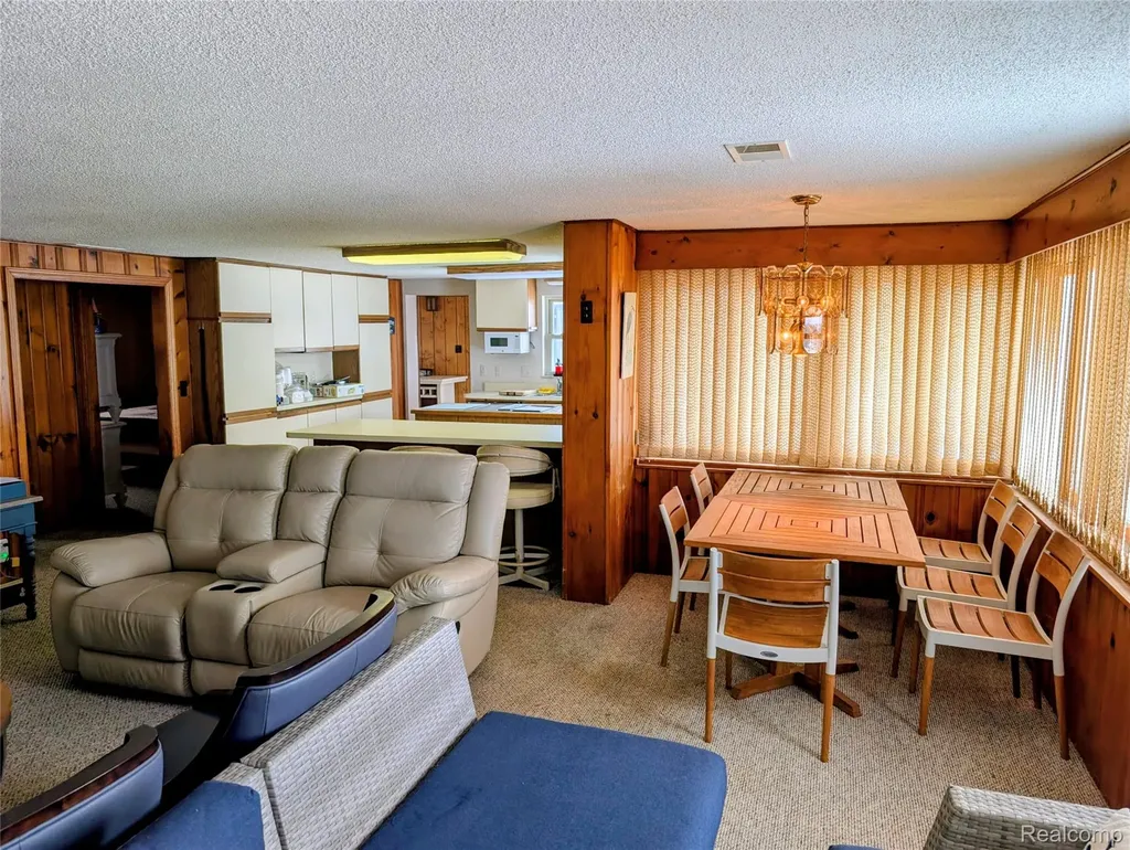 8461 Woodland Shore Drive Brighton Township MI 48114