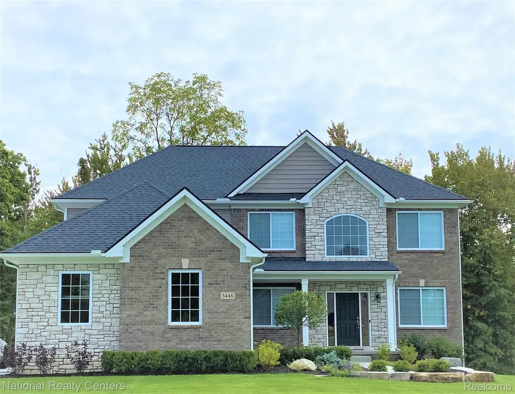 10392 Valley Creek Drive Goodrich Village MI 48438