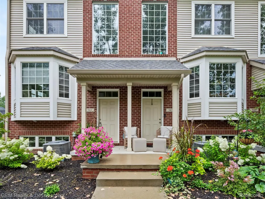 508 Village Lane Milford Village MI 48381