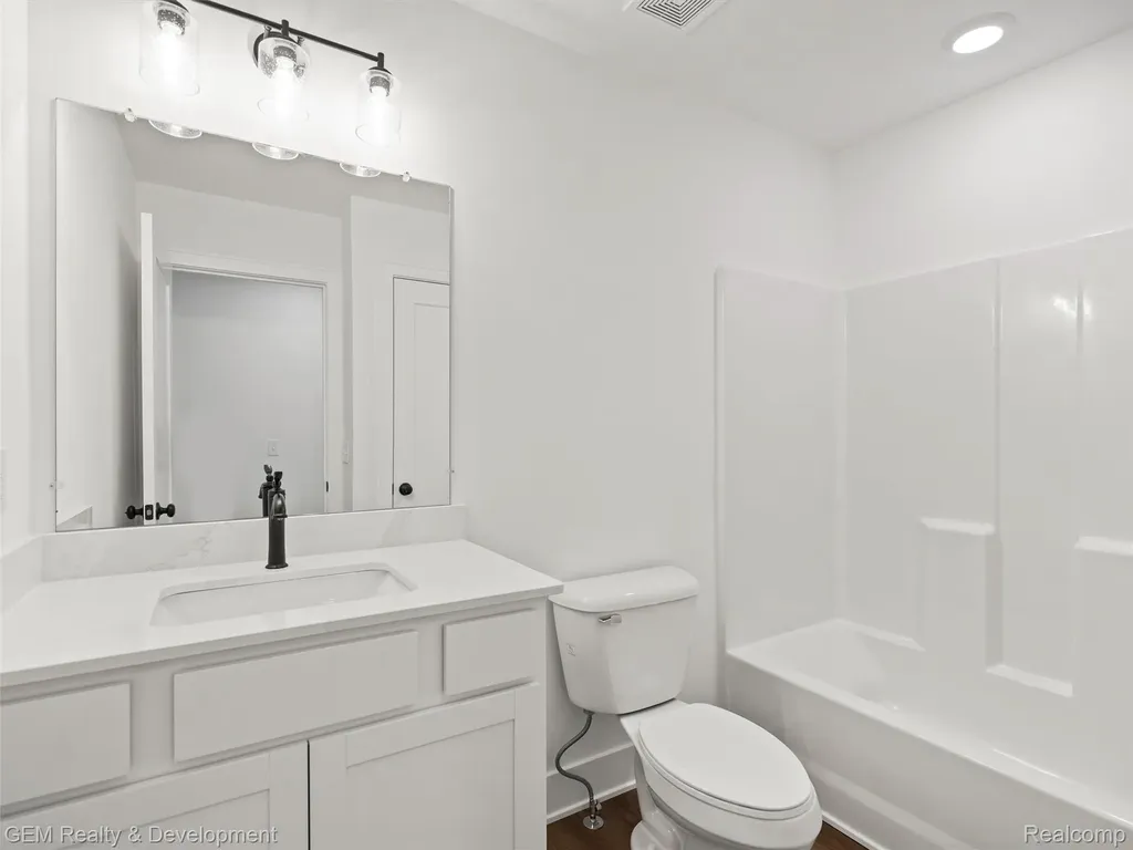 508 Village Lane Milford Village MI 48381
