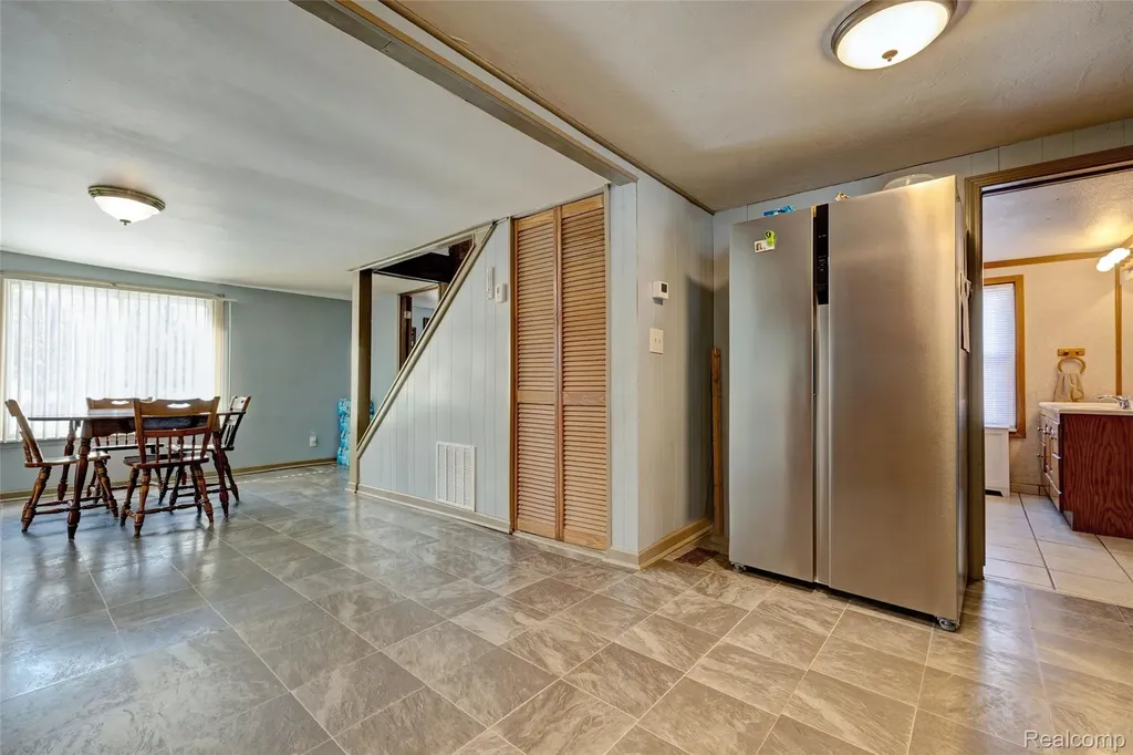 1717 S Sashabaw Road Brandon Charter Township MI 48462