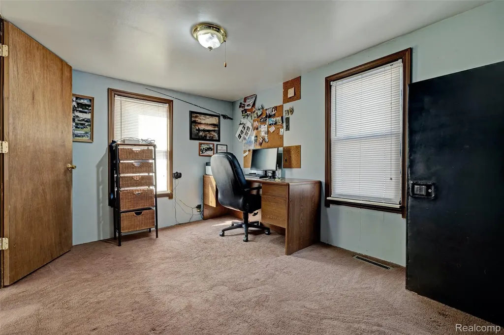 1717 S Sashabaw Road Brandon Charter Township MI 48462