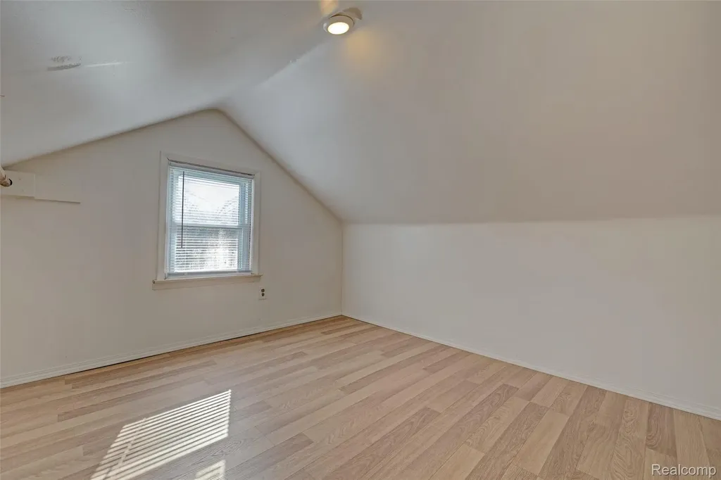 1717 S Sashabaw Road Brandon Charter Township MI 48462