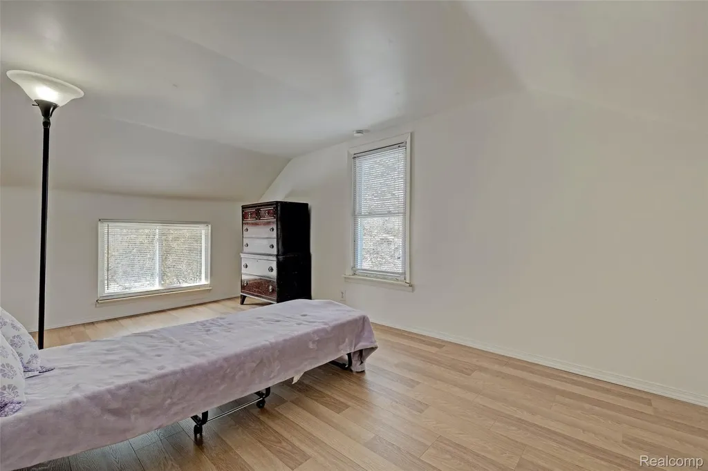 1717 S Sashabaw Road Brandon Charter Township MI 48462