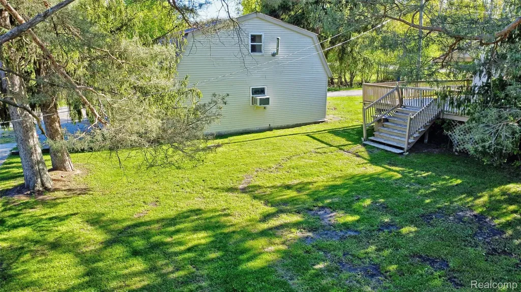 1717 S Sashabaw Road Brandon Charter Township MI 48462