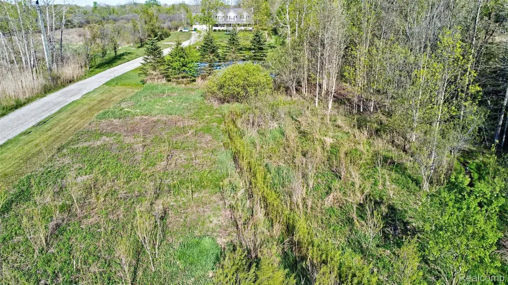 1717 S Sashabaw Road Brandon Charter Township MI 48462