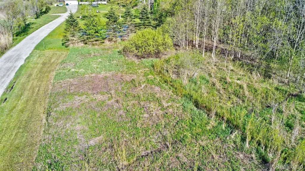1717 S Sashabaw Road Brandon Charter Township MI 48462