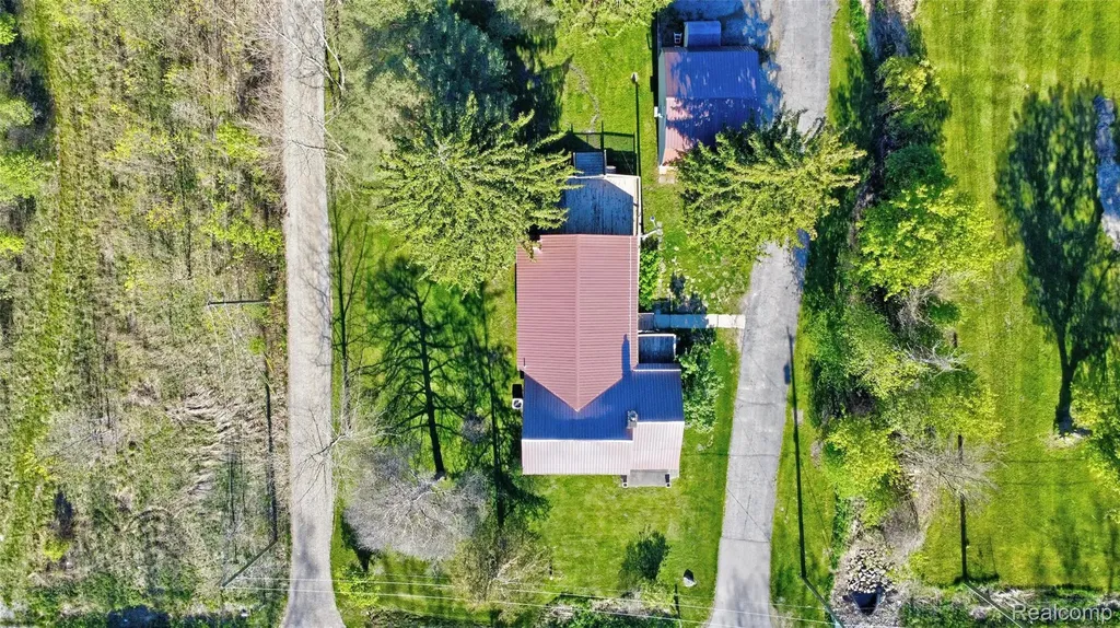 1717 S Sashabaw Road Brandon Charter Township MI 48462