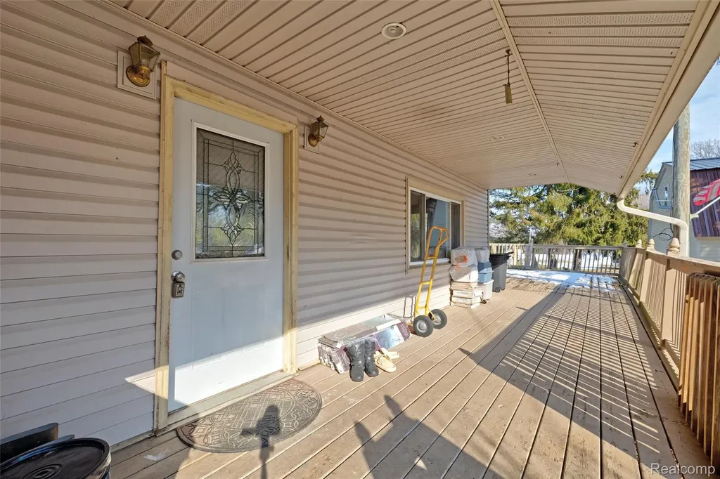 1717 S Sashabaw Road Brandon Charter Township MI 48462
