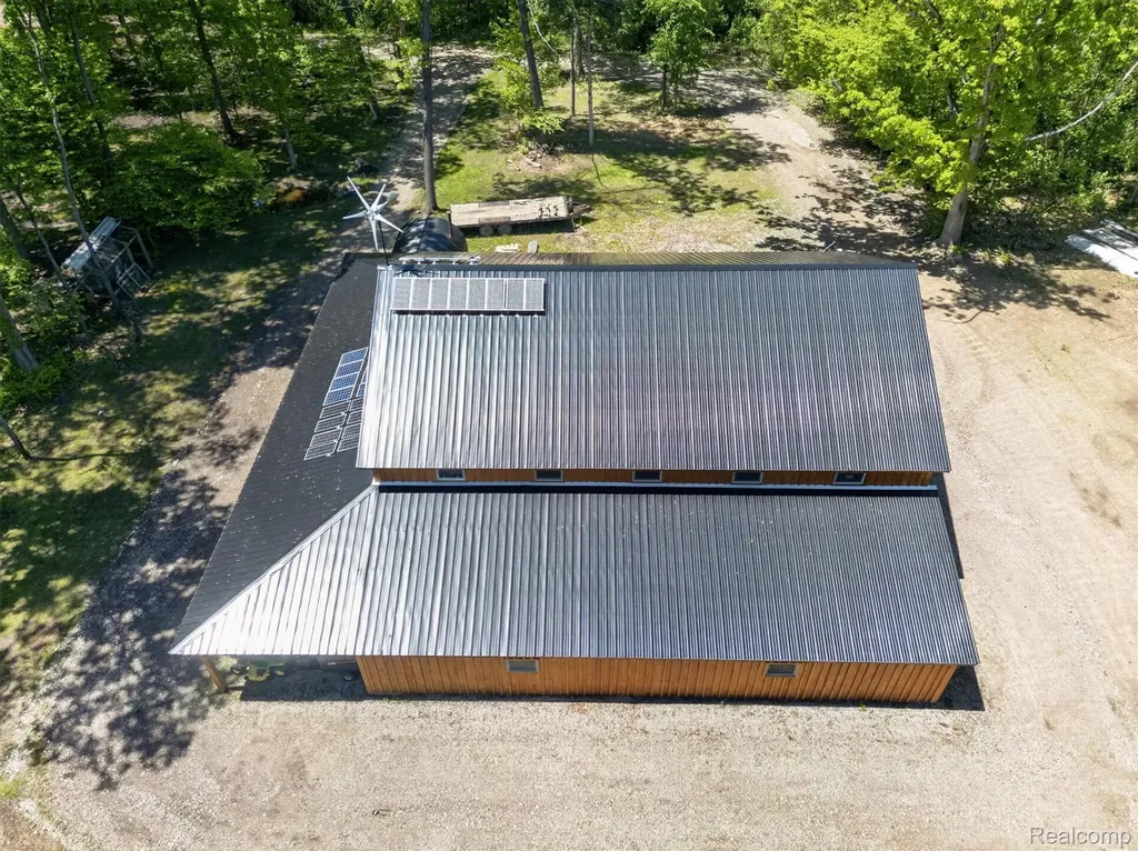 3483 Windwheel Point Drive Hamburg Township MI 48169
