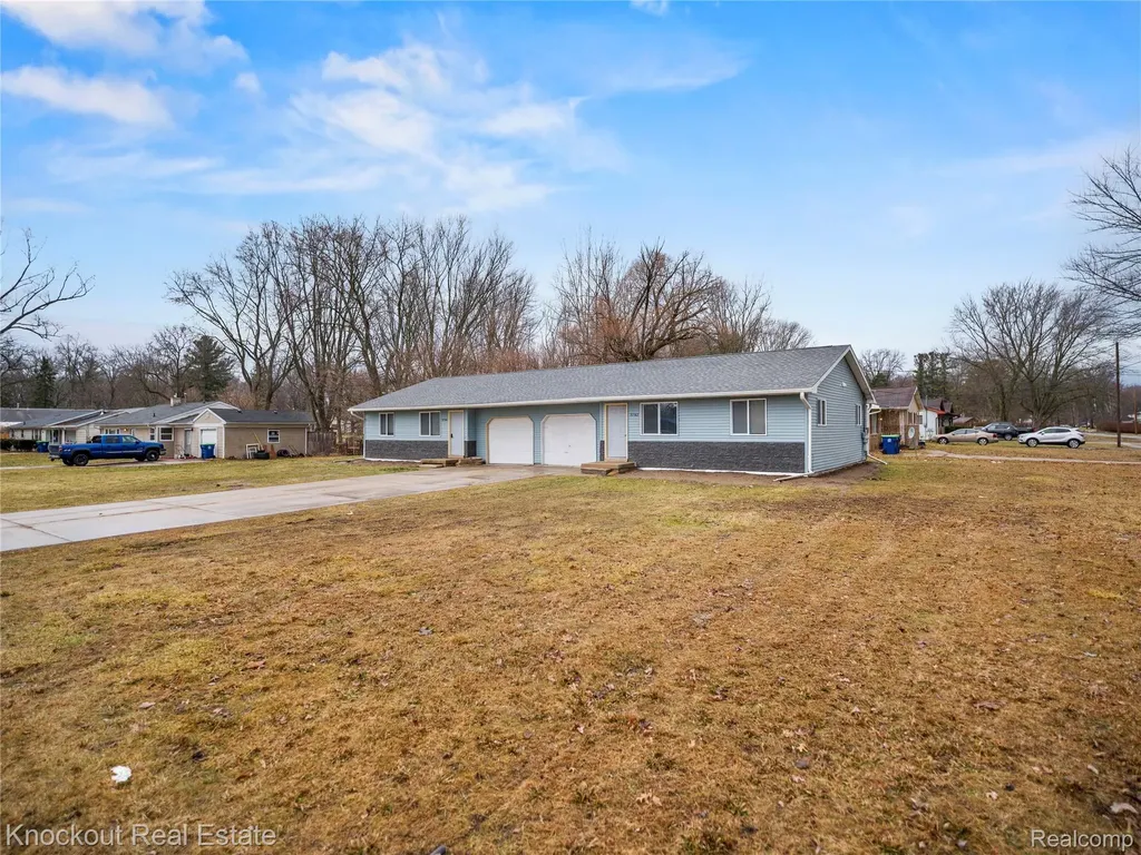 3782 Egan Street Bridgeport Charter Township MI 48601