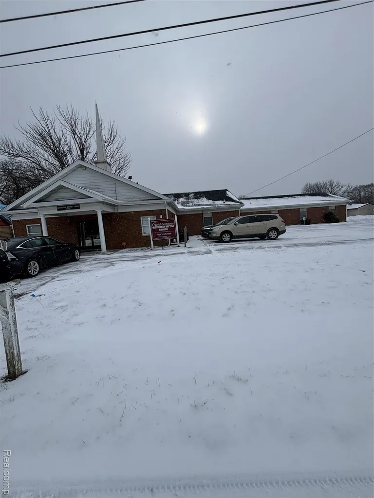 1258 E Humphrey Avenue Genesee Charter Township MI 48505