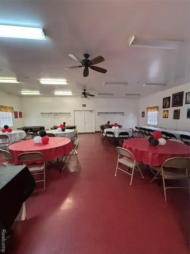 1258 E Humphrey Avenue Genesee Charter Township MI 48505