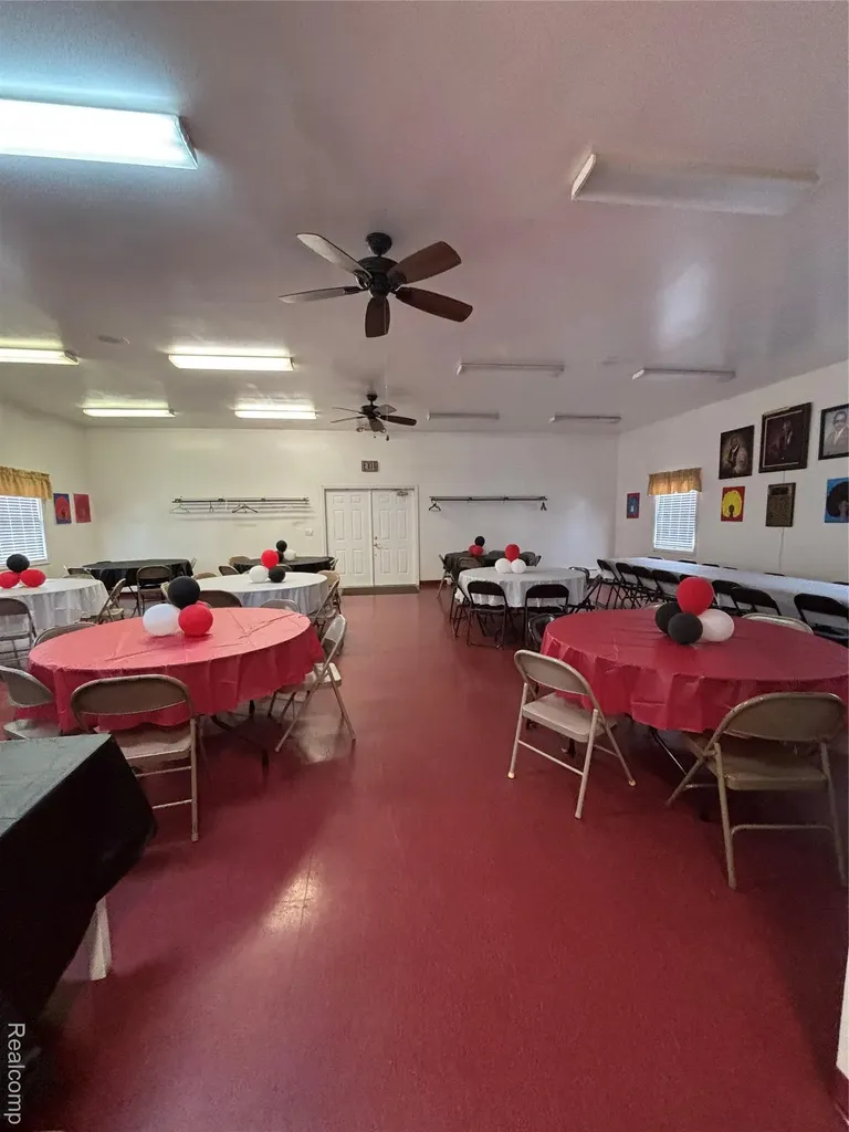 1258 E Humphrey Avenue Genesee Charter Township MI 48505