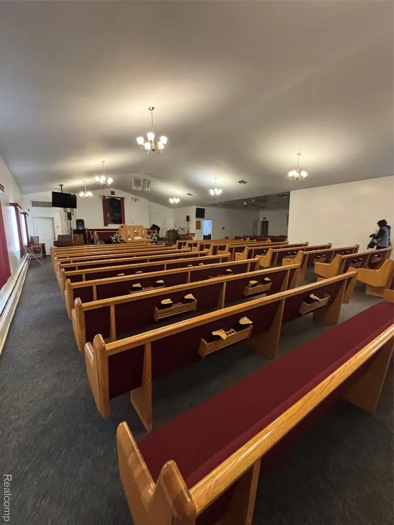 1258 E Humphrey Avenue Genesee Charter Township MI 48505